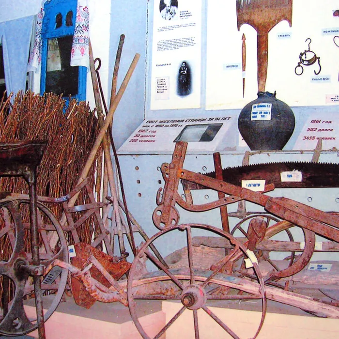 В зале музея - станица Крыловская в середине 19 века, 2007 г.